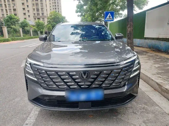 Changan CS75 Plus — Фото автомобиля 2