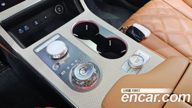 Genesis GV80 — Фото автомобиля 12