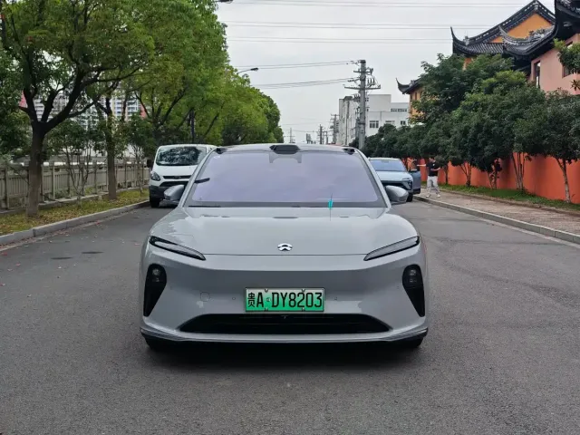 Nio ET5 Touring — Фото автомобиля 2