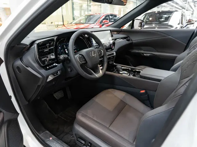Lexus RX — Фото автомобиля 9