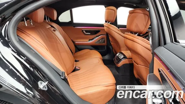 Mercedes-Benz S-Class S-класс W223 — Фото автомобиля 12