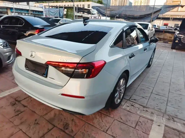 Honda Civic — Фото автомобиля 6
