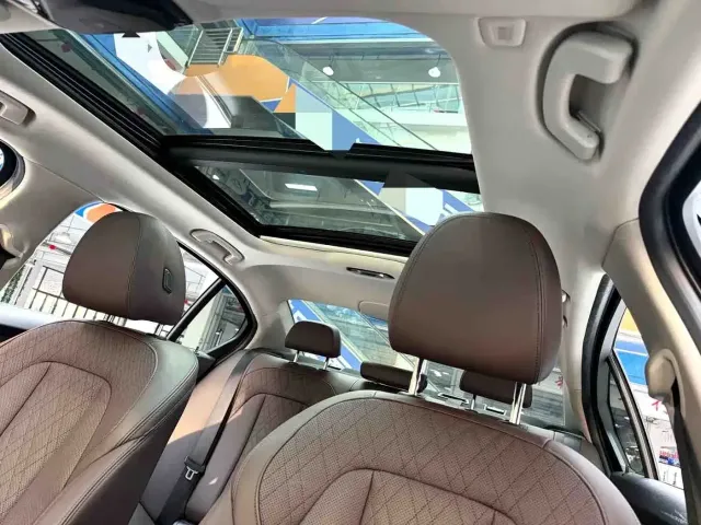 BMW BMW 3 Series 2022 320Li M Sport Package — Фото автомобиля 6