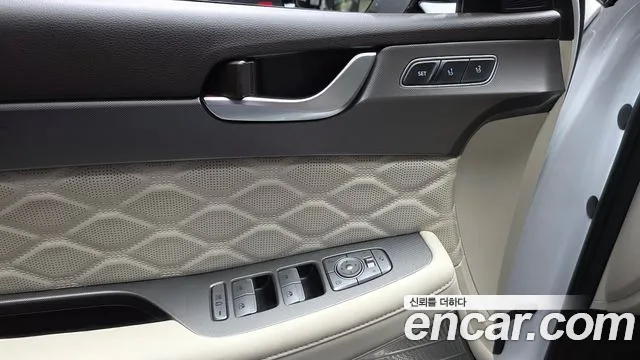 Hyundai Palisade Palisade Дизель 2.2 2WD — Фото автомобиля 30