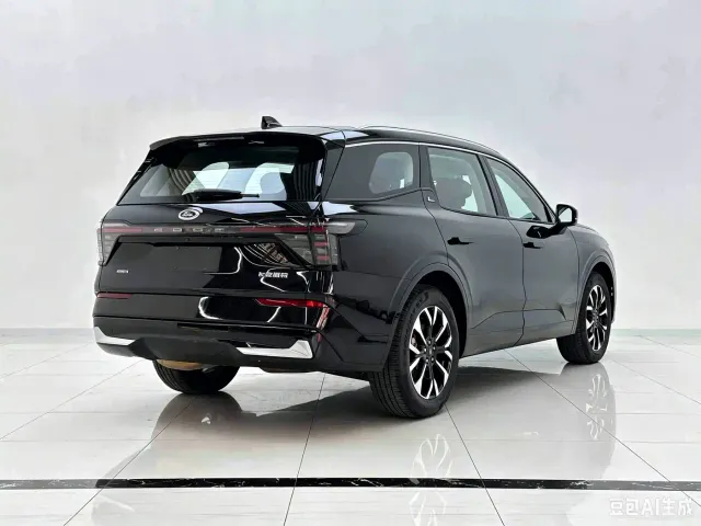 Ford Edge — Фото автомобиля 3