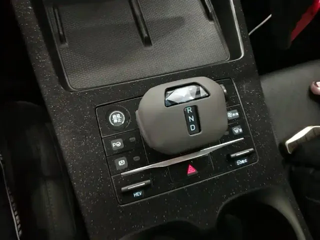 BYD Qin PLUS — Фото автомобиля 13