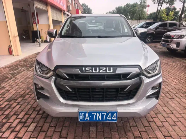 Isuzu Lingtuo — Фото автомобиля 2