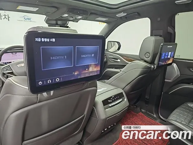 Cadillac Escalade 5th Gen — Фото автомобиля 13