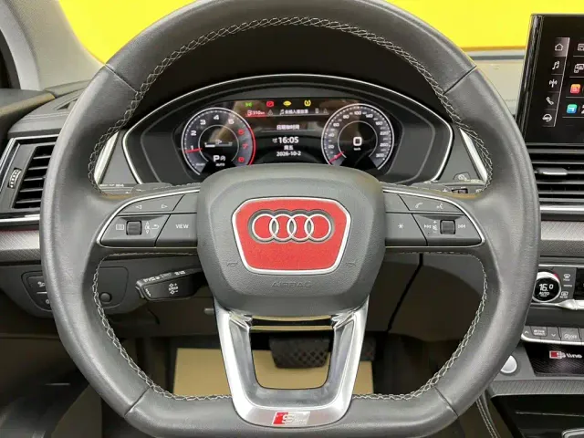 Audi Q5L — Фото автомобиля 16