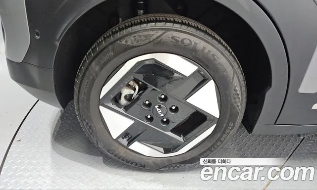 Kia EV3 — Фото автомобиля 5