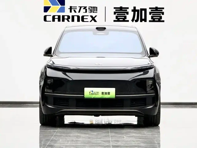 Li Auto L9 — Фото автомобиля 2