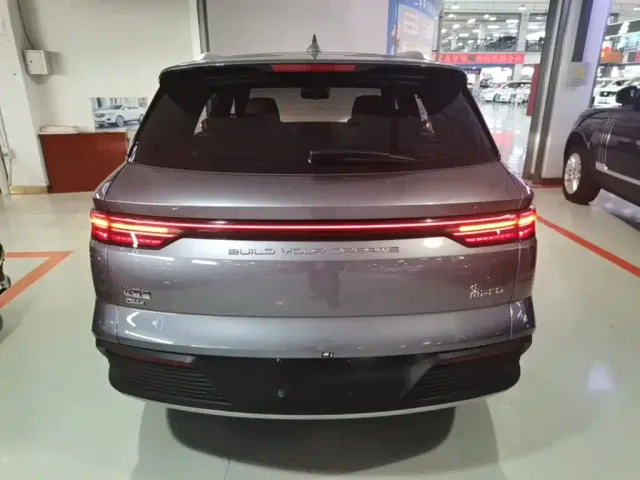 BYD Song Pro — Фото автомобиля 5