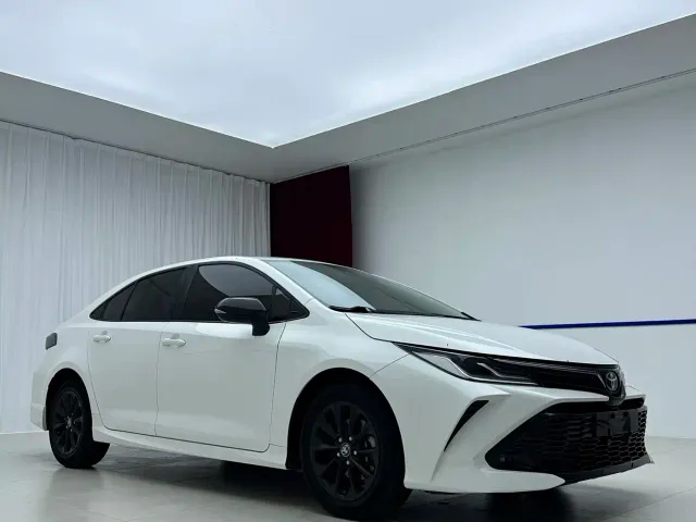 Toyota Corolla — Фото автомобиля 3