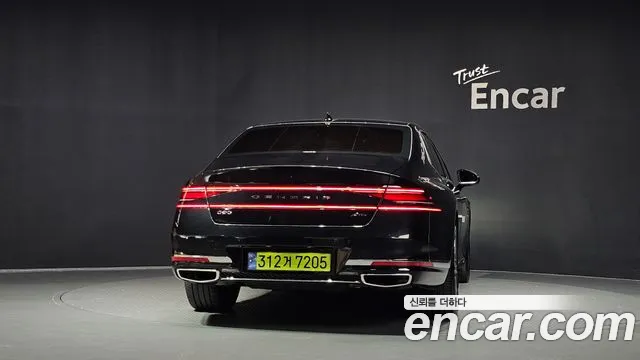 Genesis G90 RS4 — Фото автомобиля 4