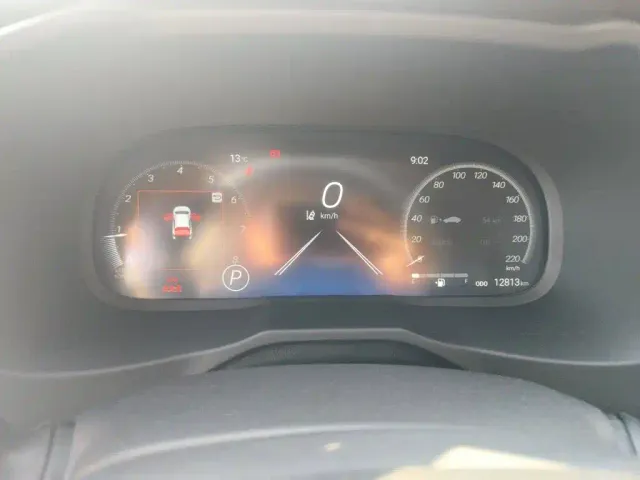 Toyota RAV4 — Фото автомобиля 12