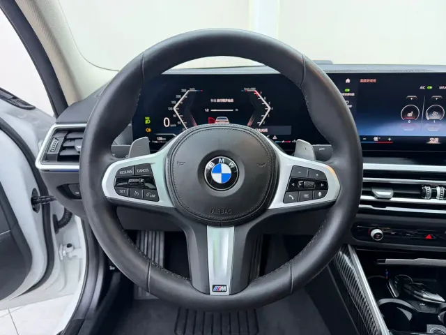 BMW 3 Series — Фото автомобиля 11