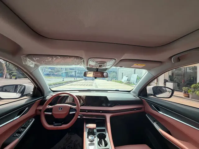 Changan CS75 Plus — Фото автомобиля 9