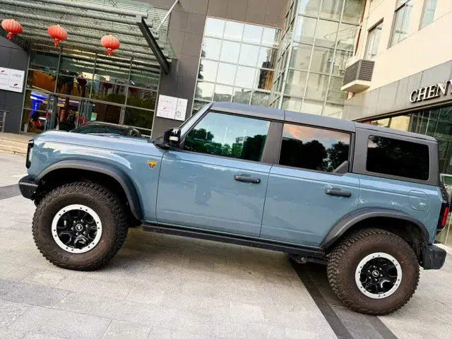 Ford Bronco — Фото автомобиля 5