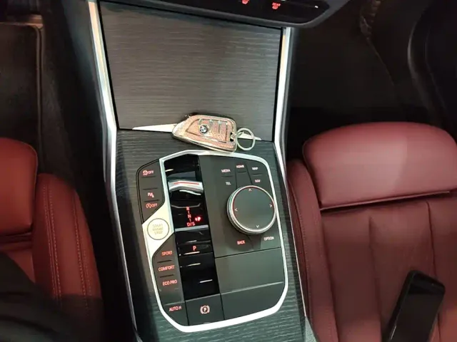 BMW 3 Series — Фото автомобиля 13