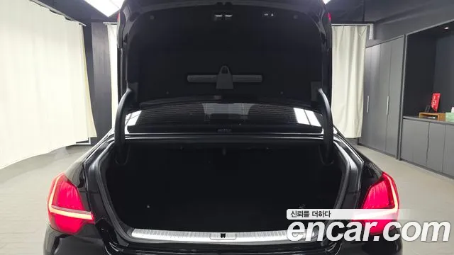 Kia K9 The New K9 2-е поколение — Фото автомобиля 16