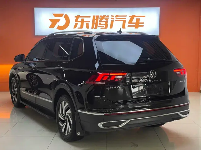 Volkswagen Tiguan L — Фото автомобиля 8
