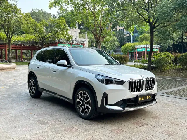 BMW X1 — Фото автомобиля 2