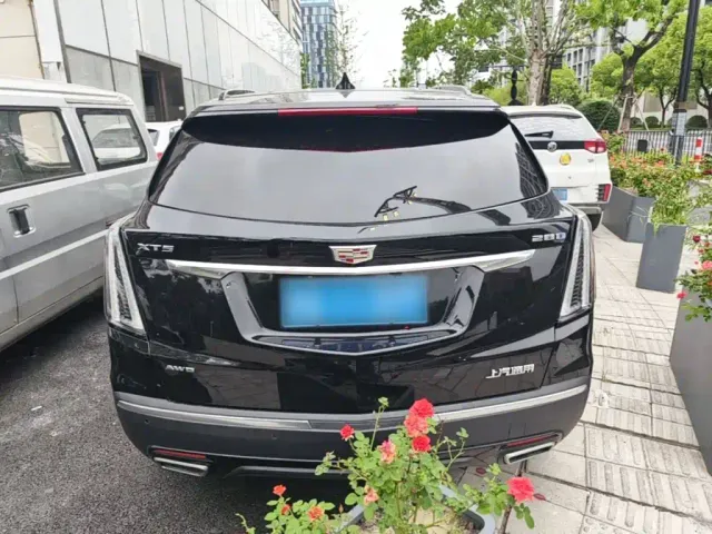 Cadillac XT5 — Фото автомобиля 5