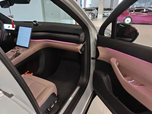 Nio EC6 — Фото автомобиля 17