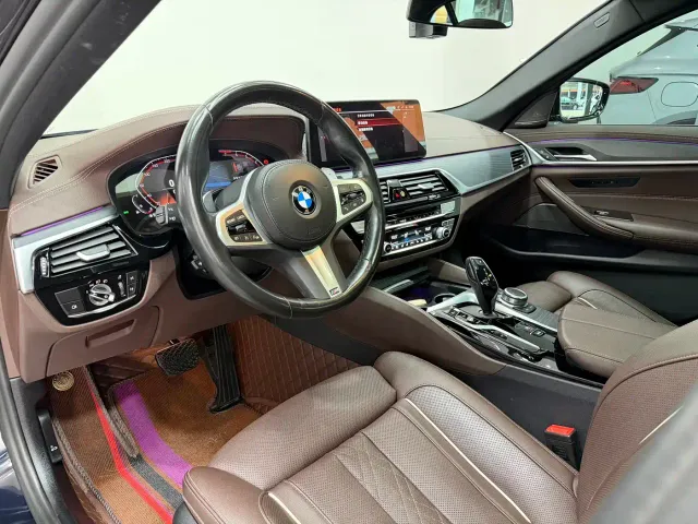 BMW BMW 5 Series 2022 Model Third Facelift 530Li Premium M Sport Package — Фото автомобиля 13