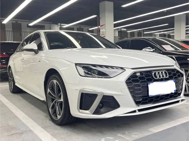 Audi A4L — Фото автомобиля 3
