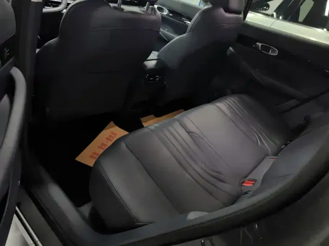 Geely Galaxy E5 — Фото автомобиля 11