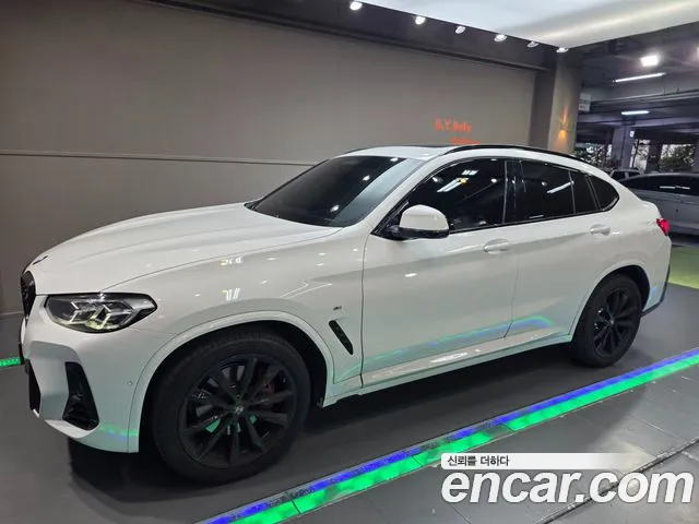 Фотография автомобиля — BMW X4 G02