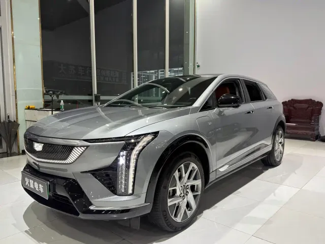 Cadillac Optiq — Фото автомобиля 2