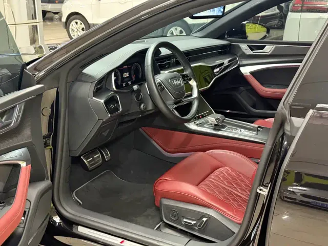 Audi A7L — Фото автомобиля 6