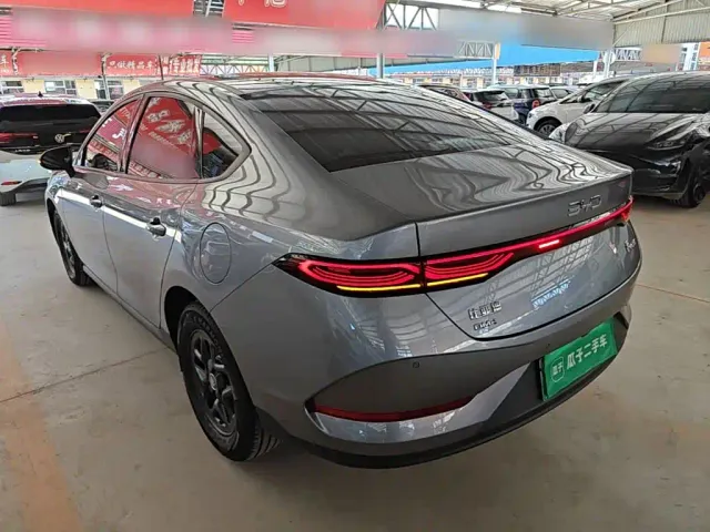 BYD Qin PLUS — Фото автомобиля 4