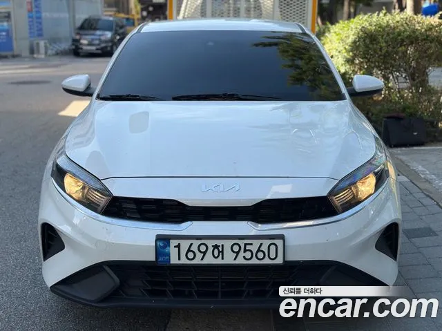 Фотография автомобиля — Kia K3 Generation 2