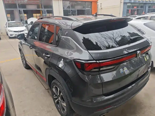 Changan CS35 Plus — Фото автомобиля 22