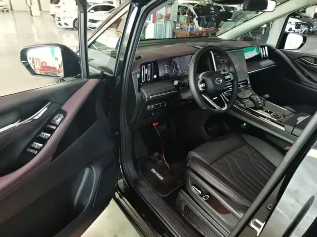 GAC Trumpchi M8 — Фото автомобиля 15