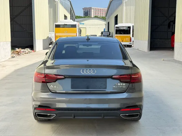 Audi A4L — Фото автомобиля 5