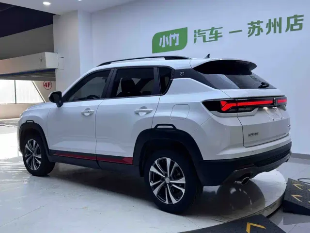 Changan CS35 Plus — Фото автомобиля 4