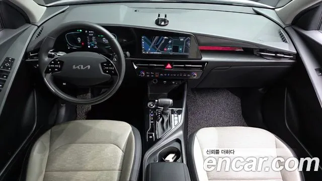 Kia Niro The All New — Фото автомобиля 10