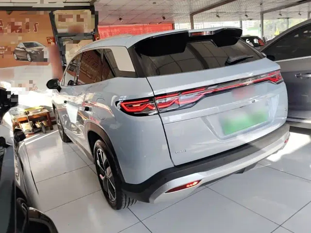 BYD Song L DM-i — Фото автомобиля 4