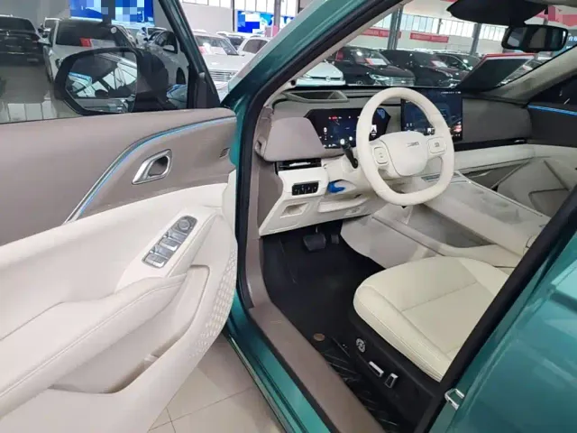 Haval Xiaolong MAX — Фото автомобиля 15