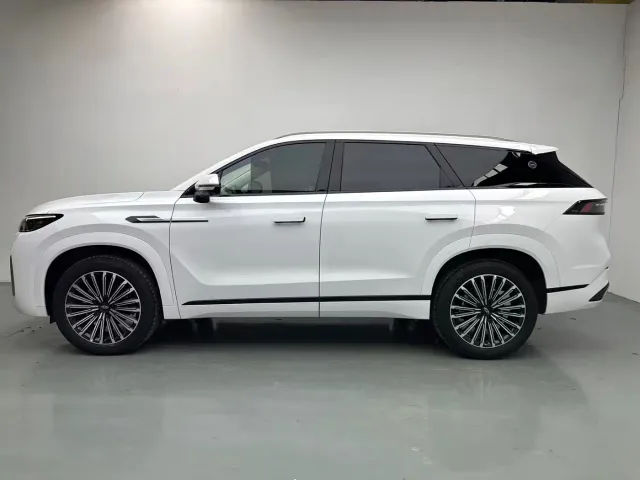 Chery Tiggo 9 — Фото автомобиля 3