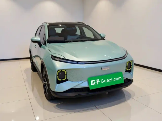 Geely Geometry Geely Geometry E Firefly 2022 401KM Delicate Tiger 4-seater — Фото автомобиля 3