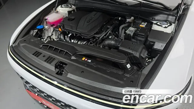 Hyundai Grandeur GN7 — Фото автомобиля 9