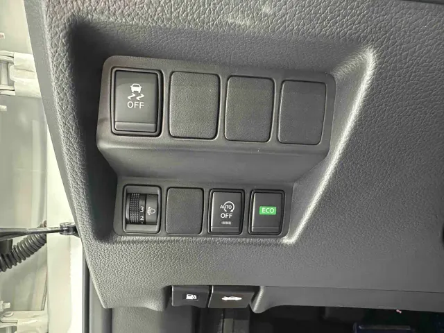Nissan X-Trail — Фото автомобиля 10