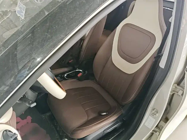 Wuling Bingo — Фото автомобиля 14