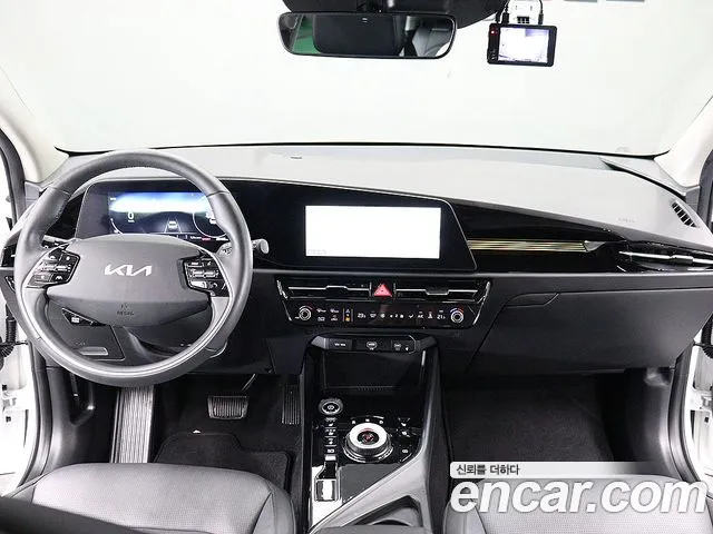 Kia Niro New — Фото автомобиля 15
