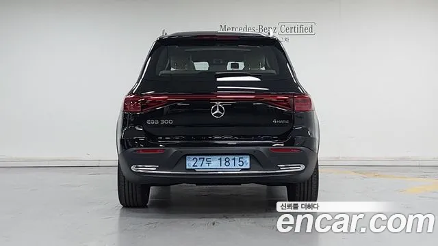 Mercedes-Benz EQB — Фото автомобиля 4